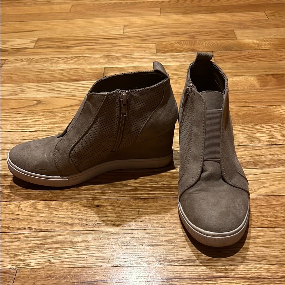Wedge Sneakers